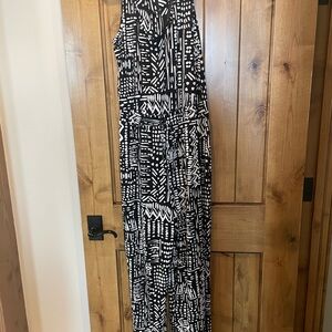 Jumpsuit with tie waist